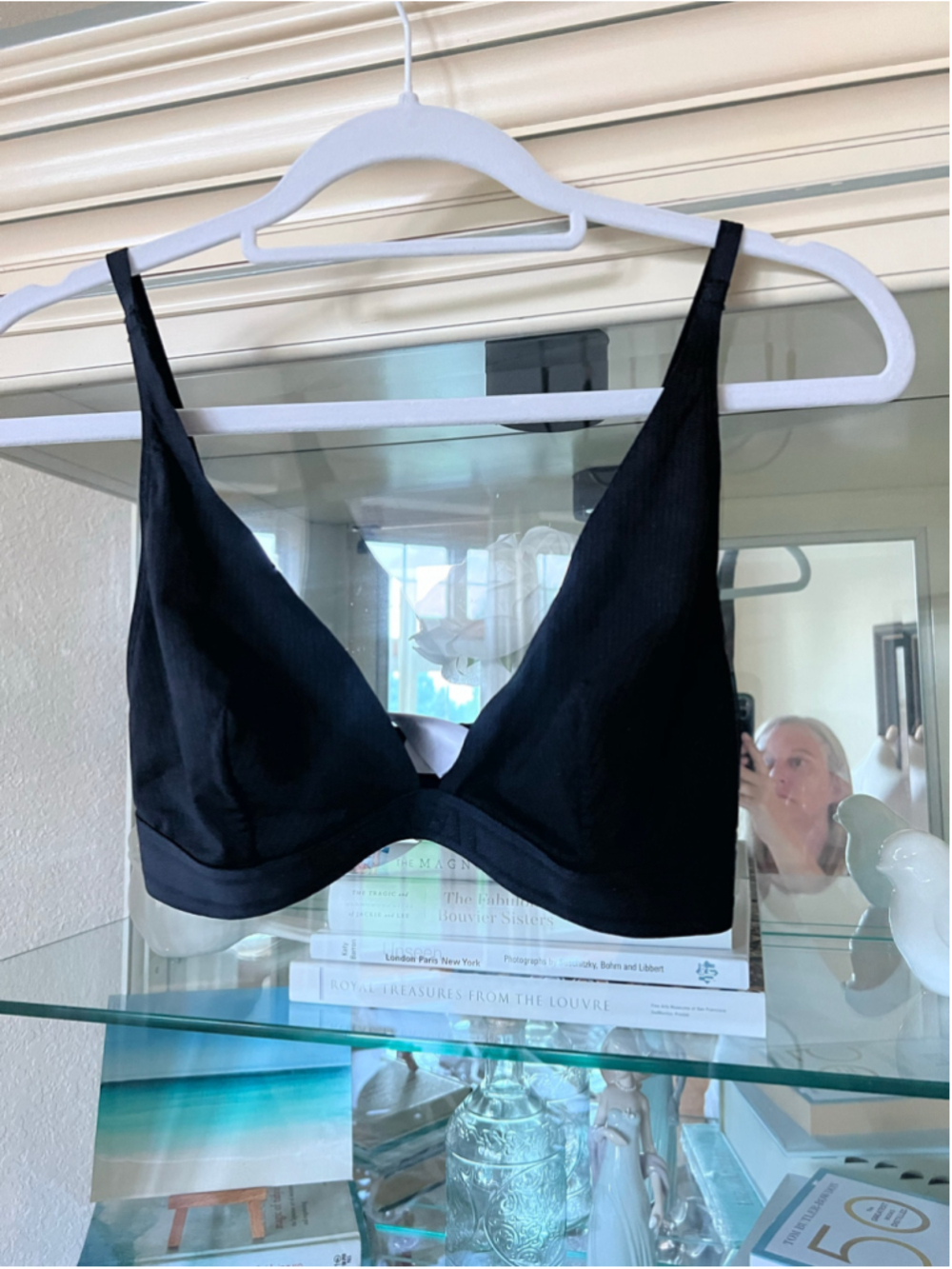 Women's Wolford Black Triangle Logo Bra Size L New!